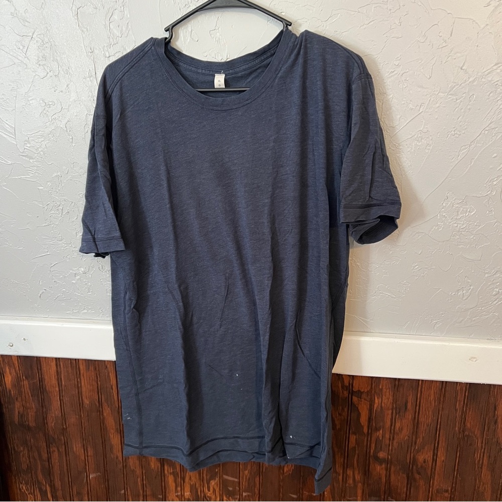 Men's Lululemon Navy T-Shirt